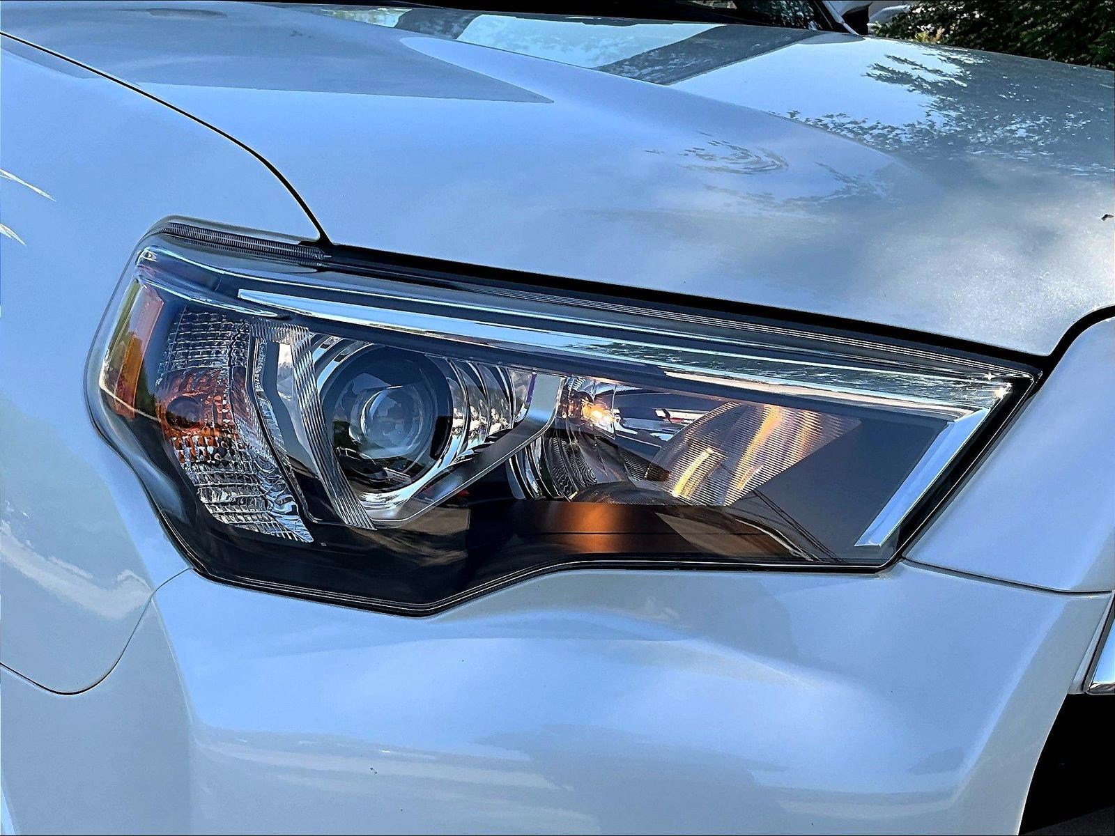 Used 2021 Toyota 4Runner Limited AWD/4WD image 29