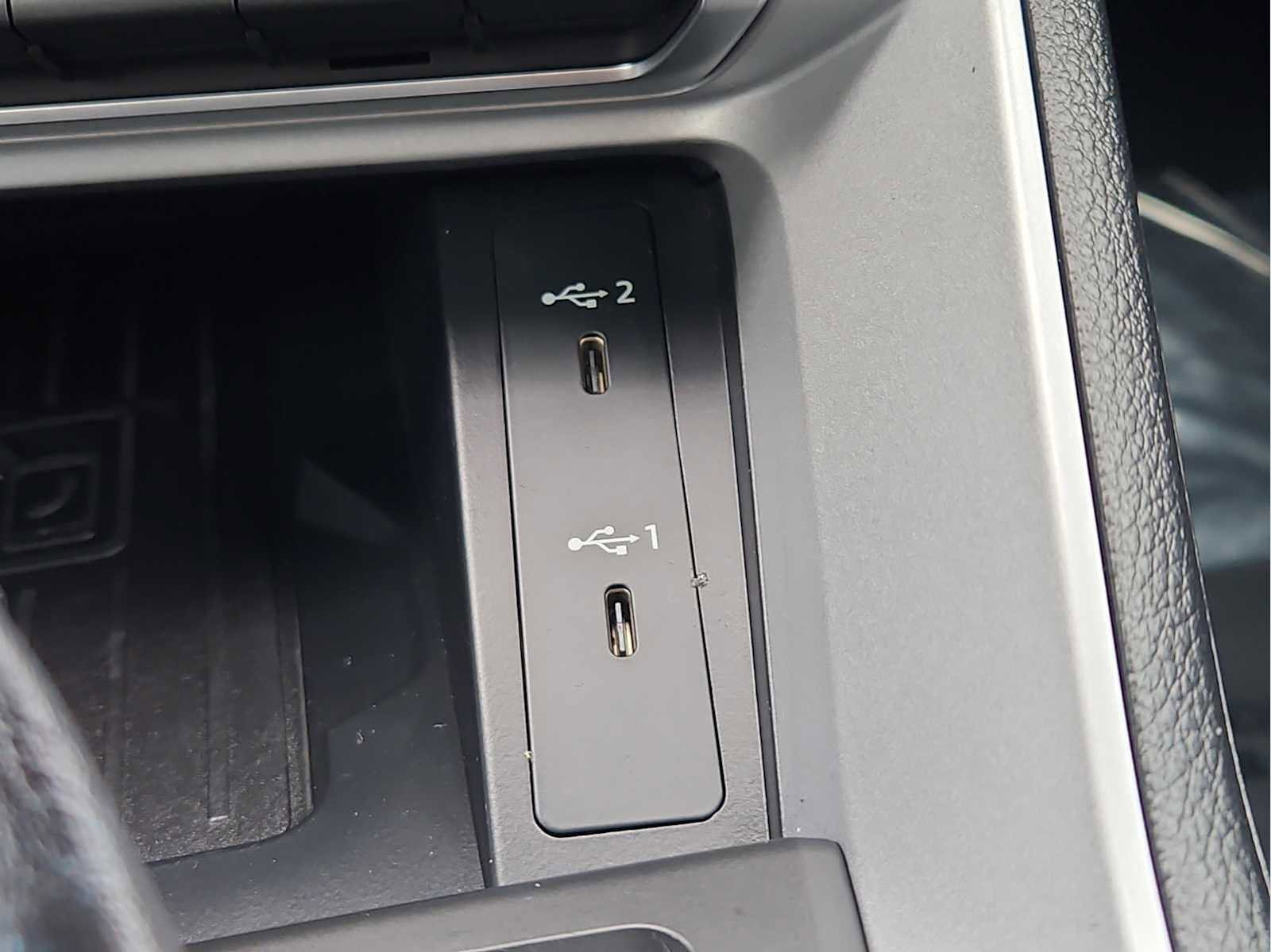 Used 2023 Audi Q3 2.0T Premium Plus image 28