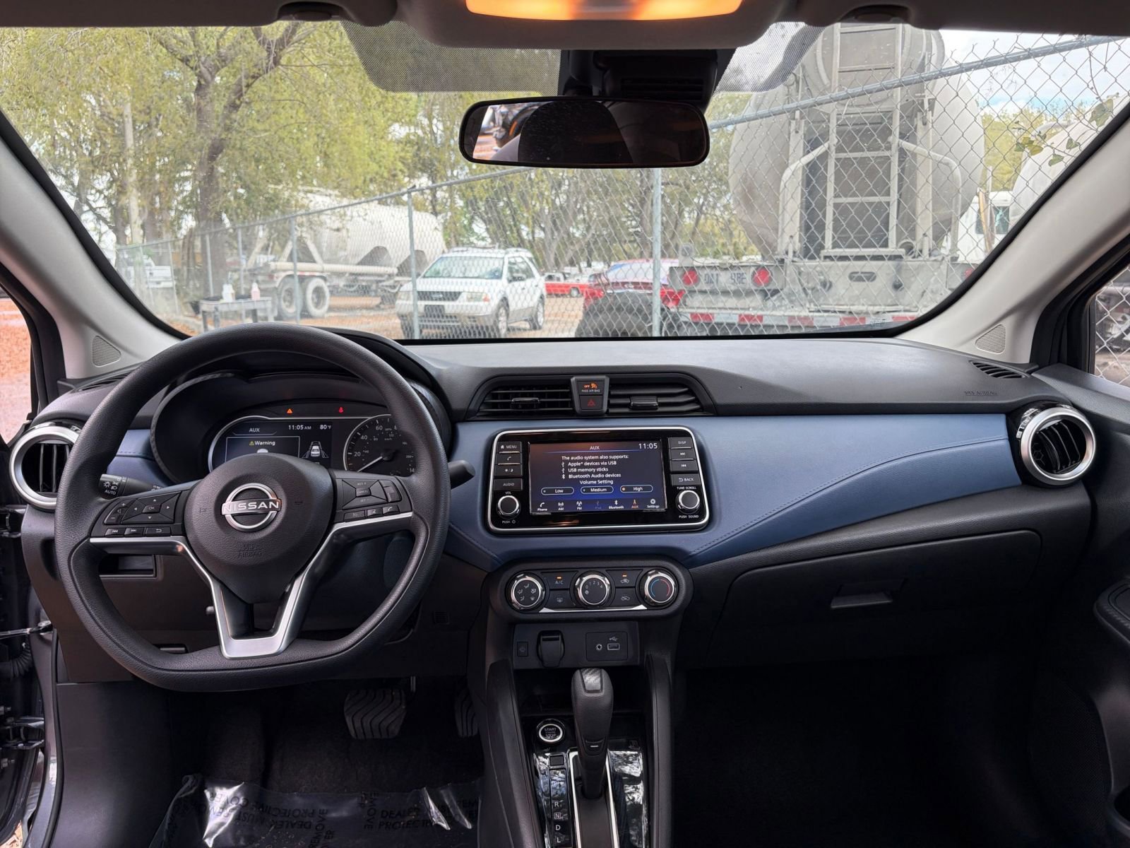 Used 2025 Nissan Versa SV FWD image 32
