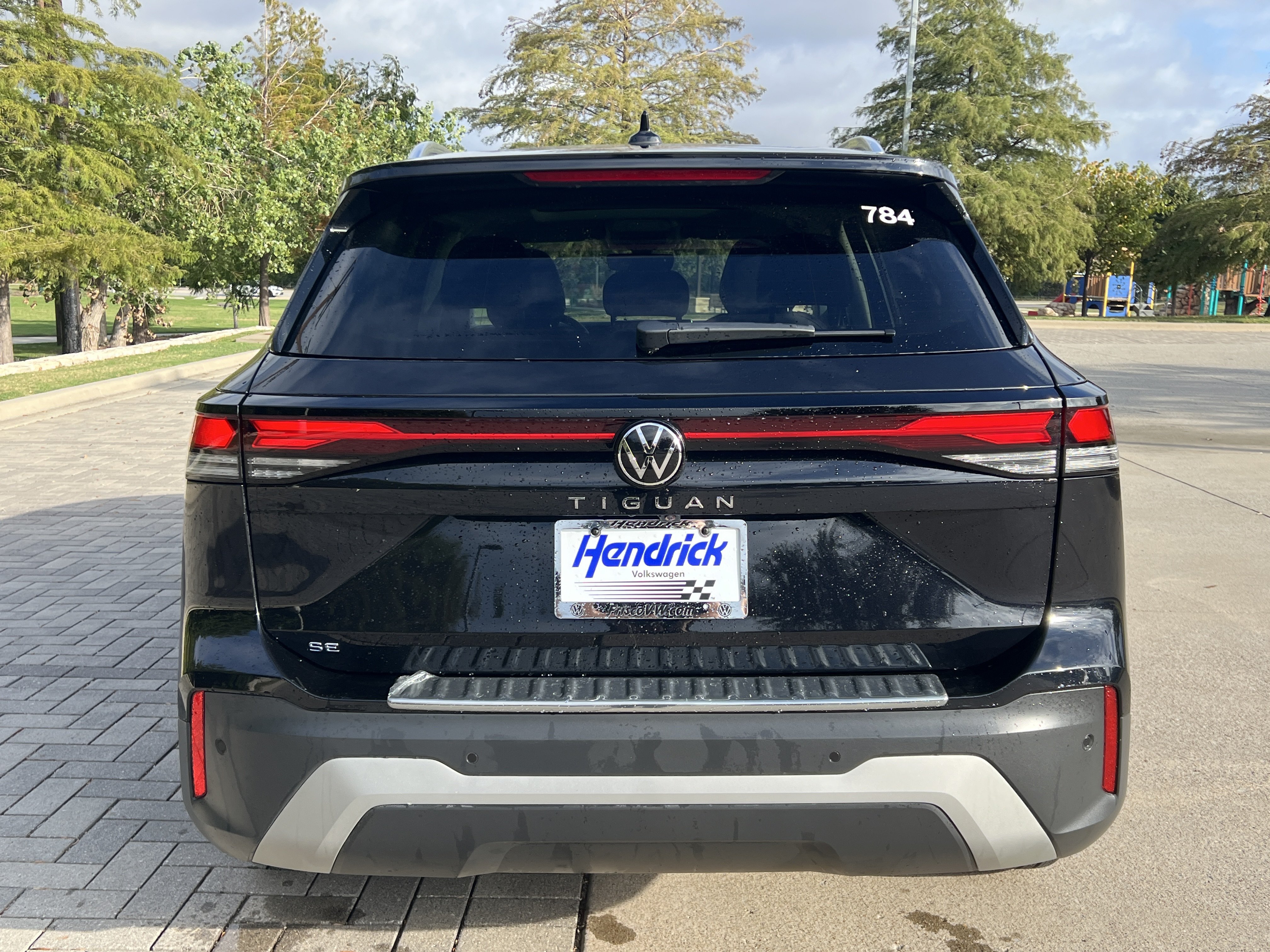 Certified 2026 Volkswagen Tiguan SE FWD image 31
