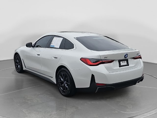 Used 2022 BMW i4 eDrive40 w/ Premium Package RWD image 5