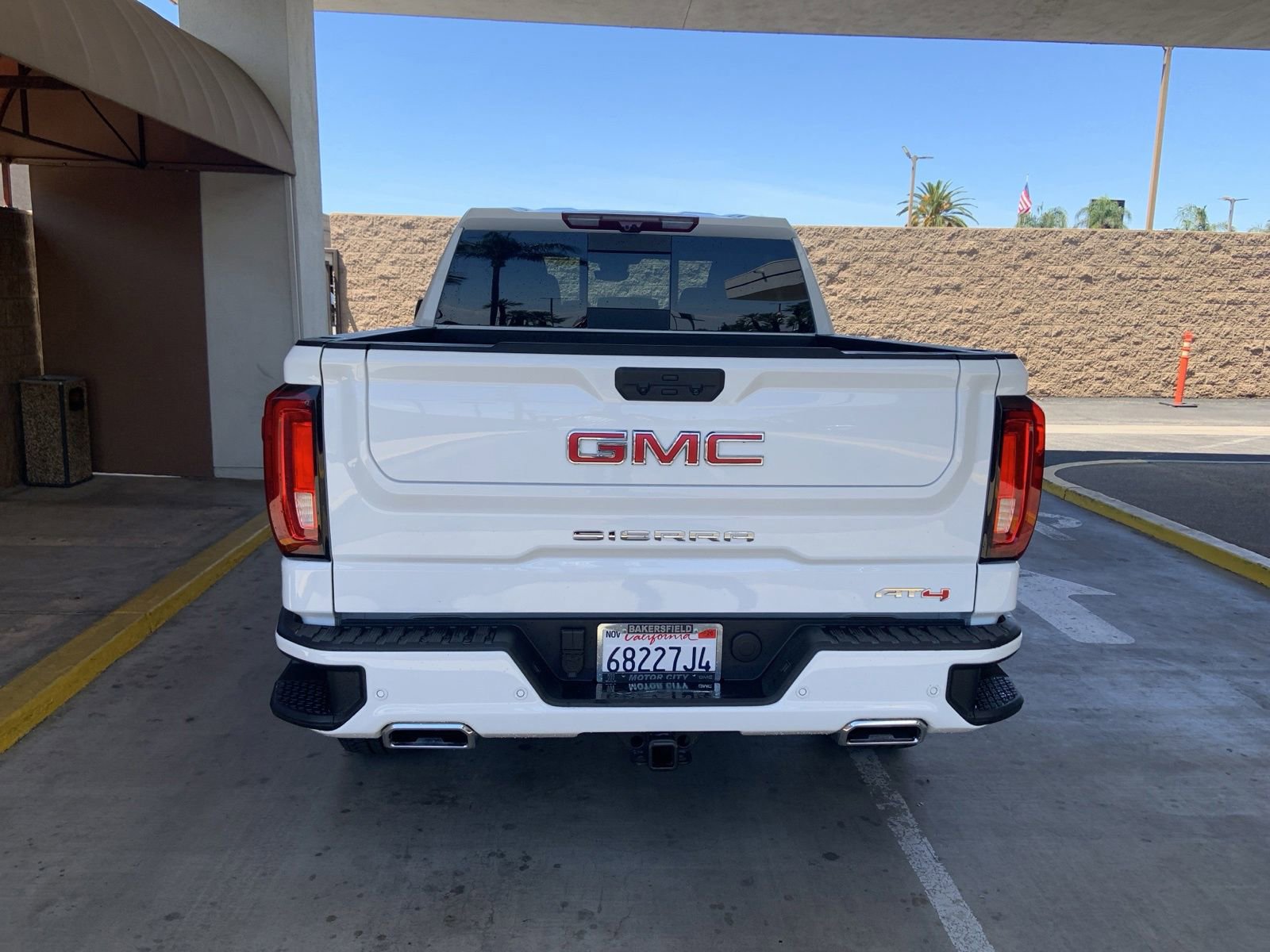 Certified 2026 GMC Sierra 1500 AT4 w/ Technology Package AWD/4WD image 5