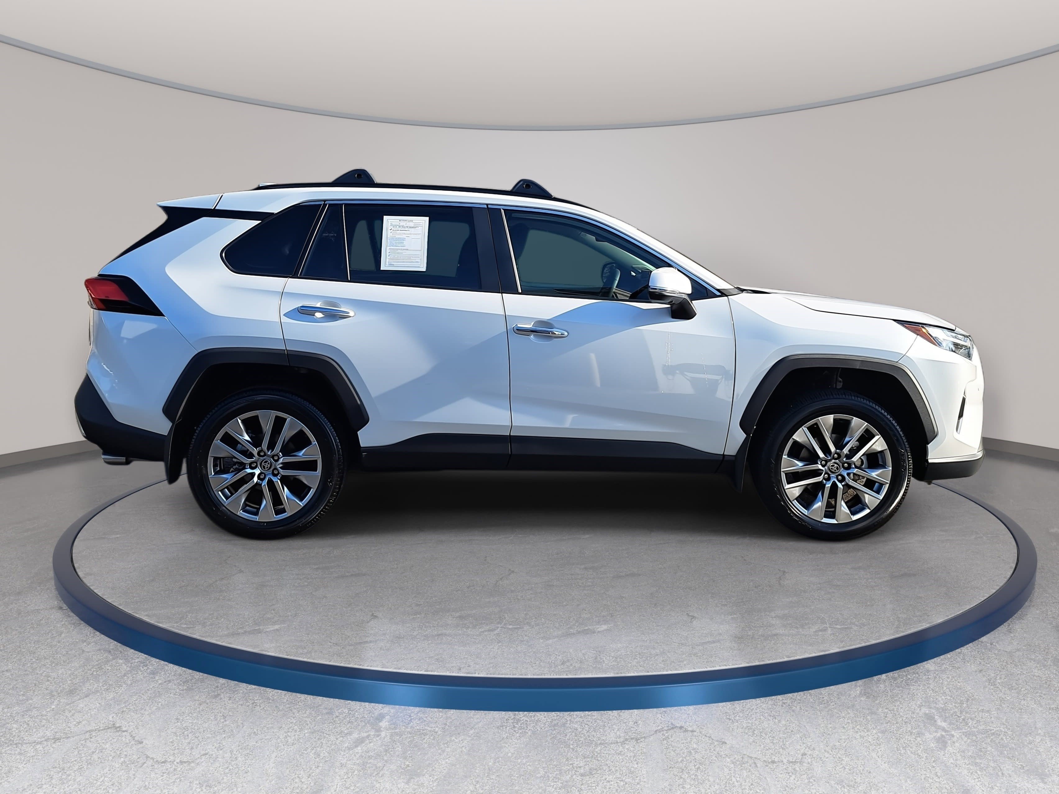 Used 2024 Toyota RAV4 Limited w/ Advanced Technology Package image 4