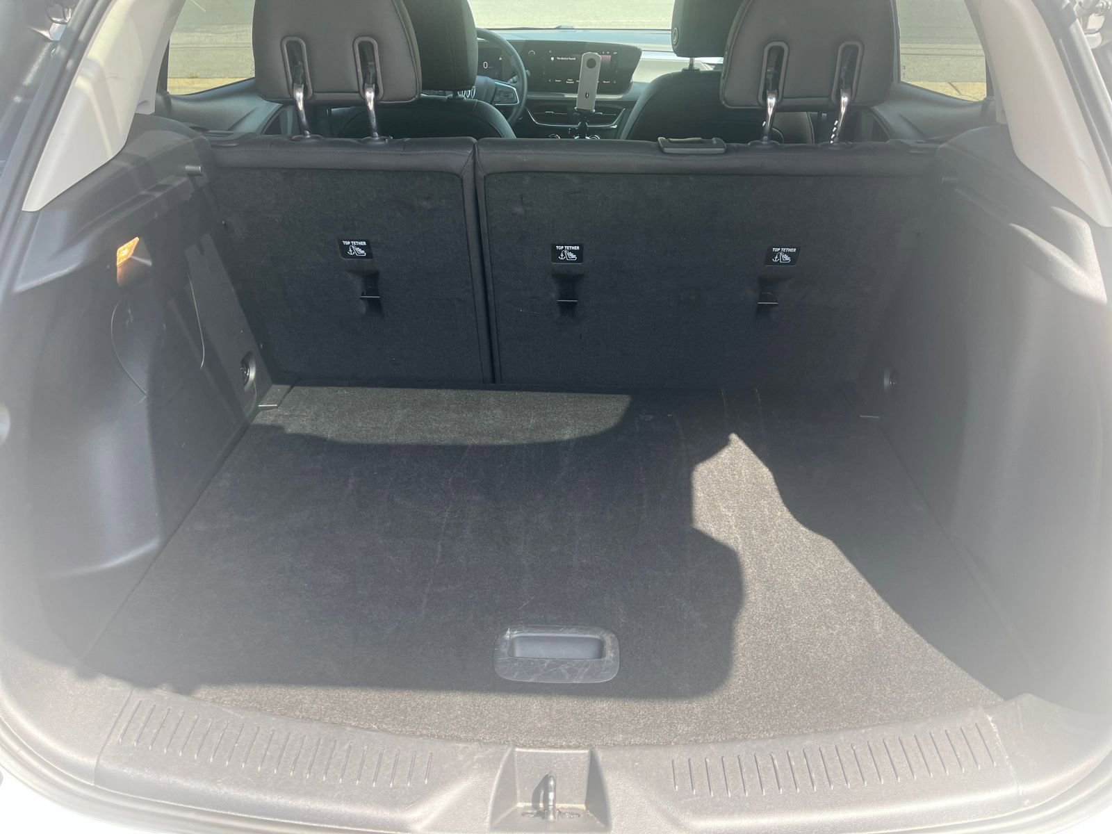 Used 2025 Buick Encore GX Preferred AWD/4WD image 30