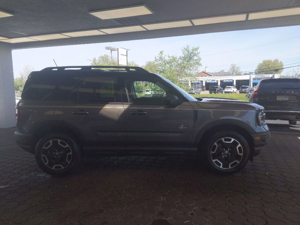 Certified 2024 Ford Bronco Sport Outer Banks w/ Tech Package AWD/4WD image 5