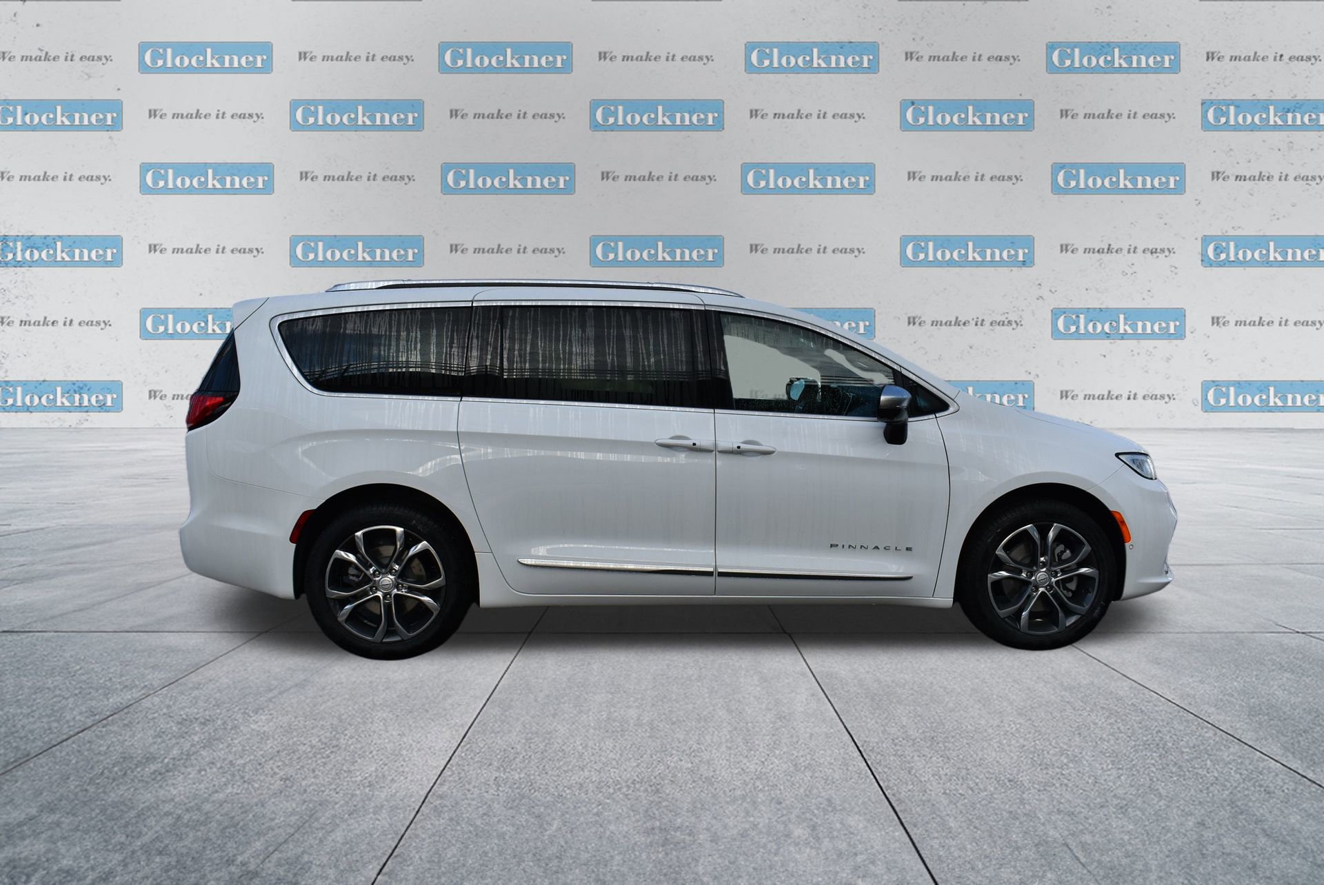 New 2026 Chrysler Pacifica Pinnacle image 4