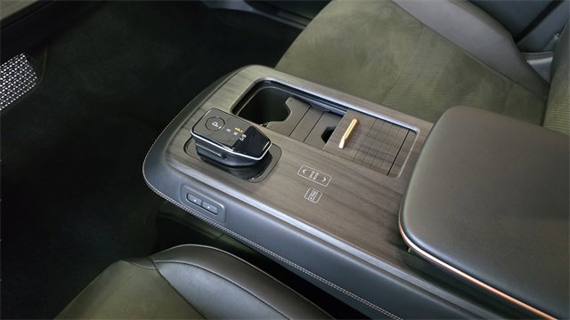 Used 2023 Nissan Ariya AWD image 23