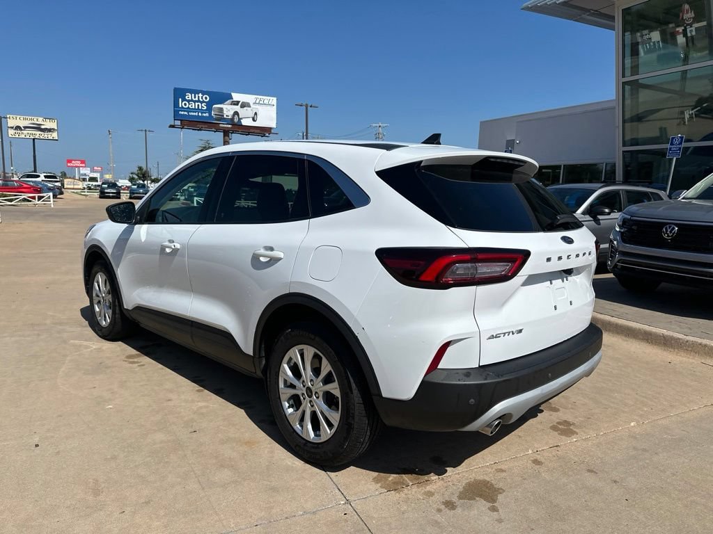 Used 2023 Ford Escape Active w/ Tech Pack #1 FWD image 7