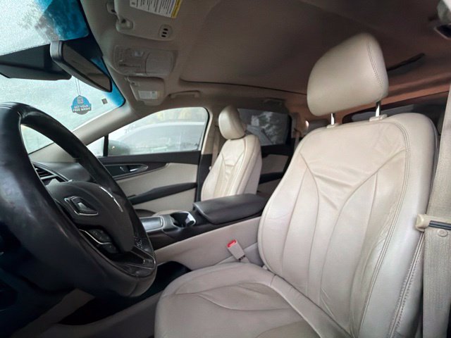 Used 2018 Lincoln MKX Select w/ Select Plus Package FWD image 6