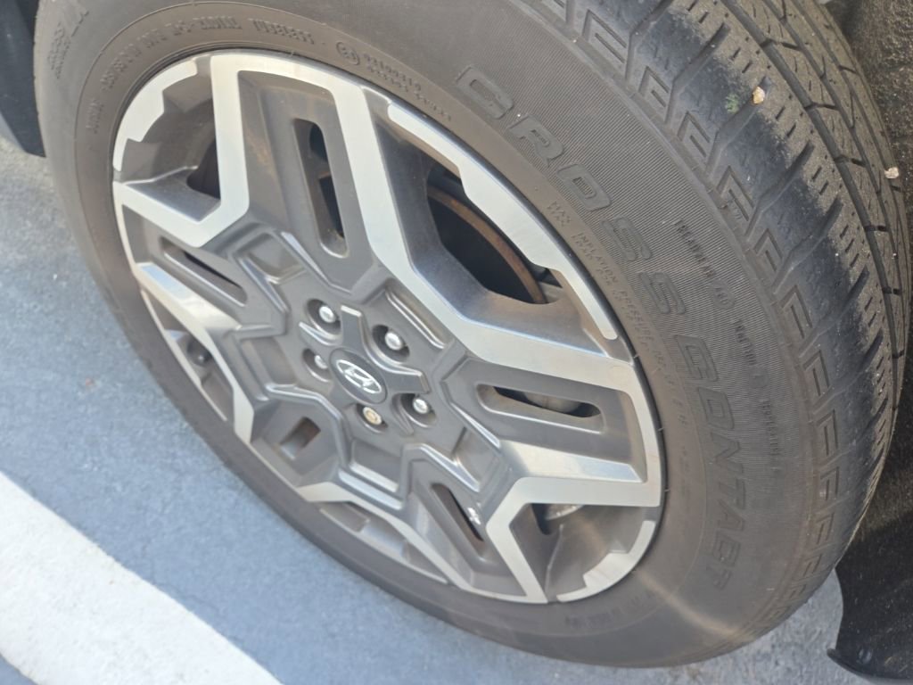 Used 2022 Hyundai Santa Fe Limited w/ Cargo Package image 20