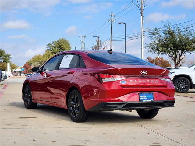 Certified 2023 Hyundai Elantra SEL image 4