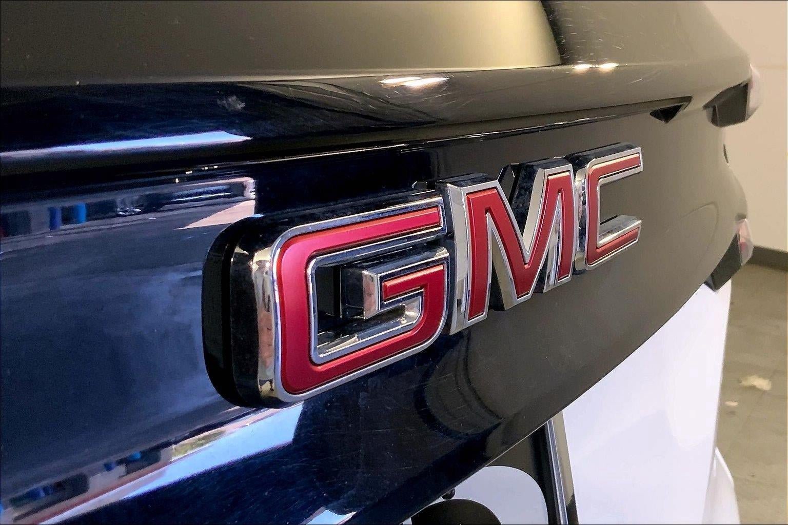 Used 2025 GMC Acadia Elevation FWD image 30