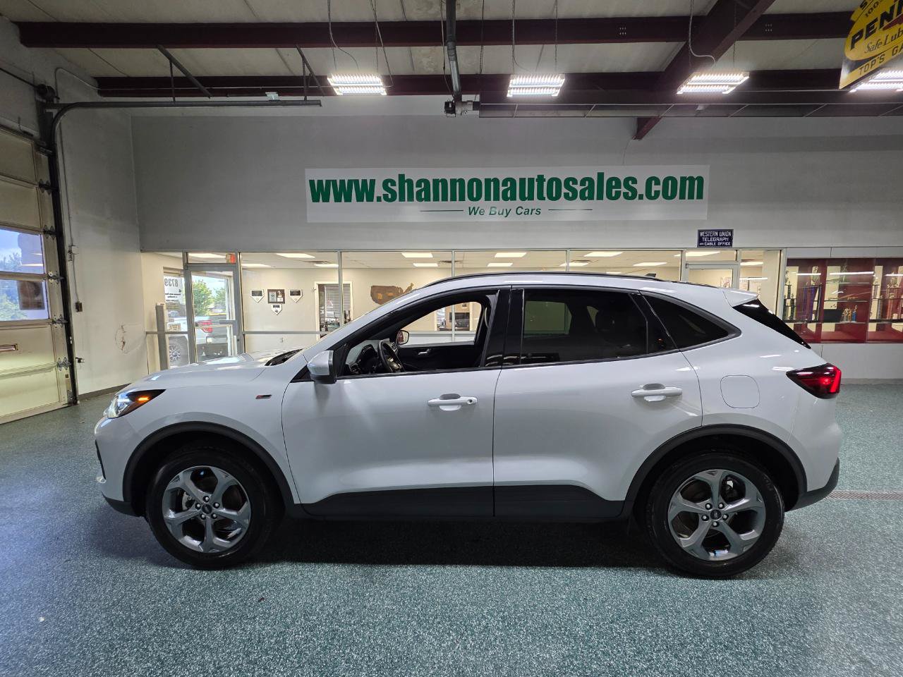 Used 2025 Ford Escape ST-Line Select w/ Tech Pack #1 AWD/4WD image 11