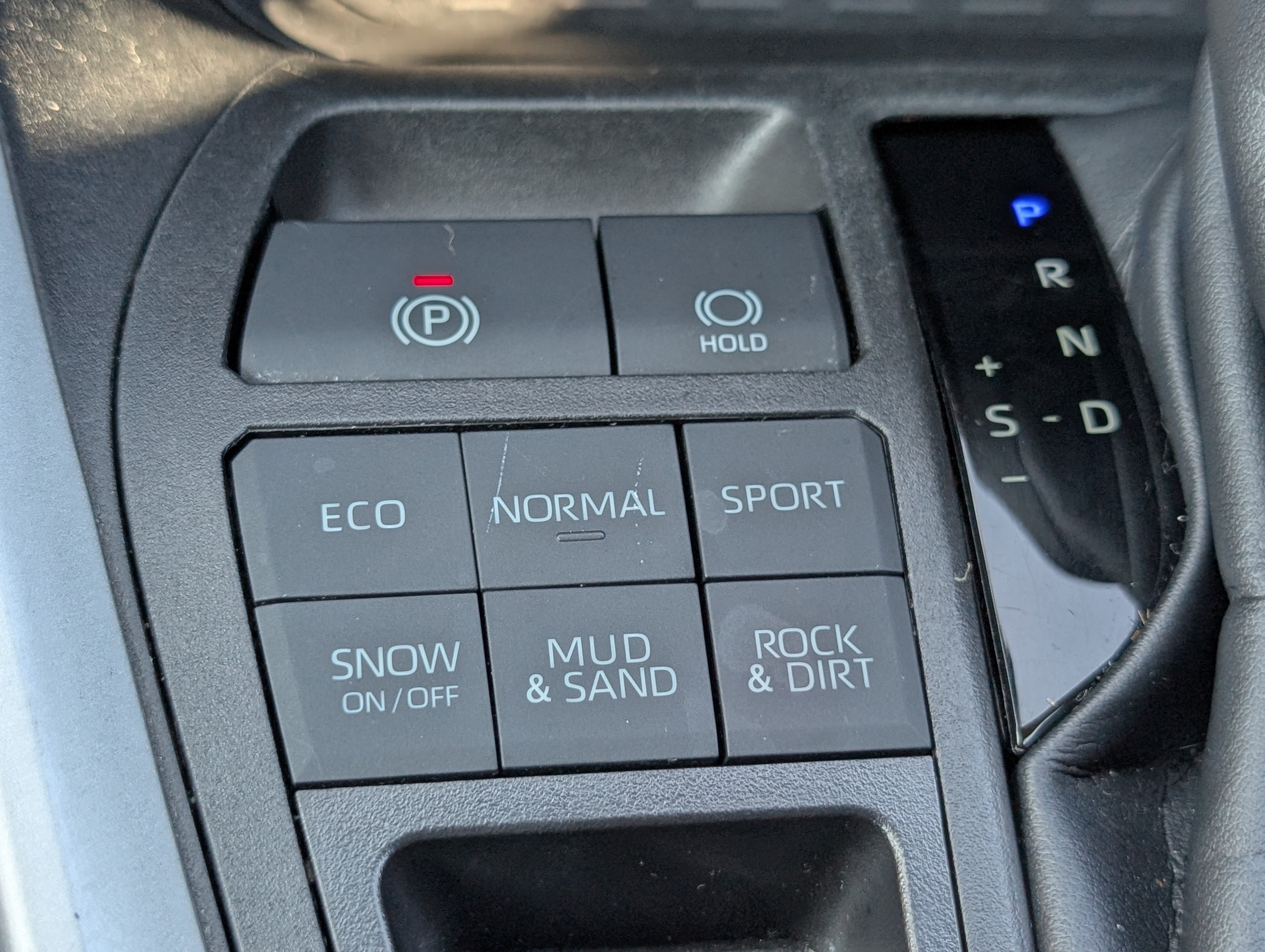 Used 2023 Toyota RAV4 XLE Premium AWD/4WD image 26