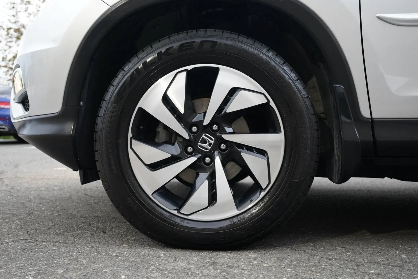 Used 2016 Honda CR-V Touring image 14