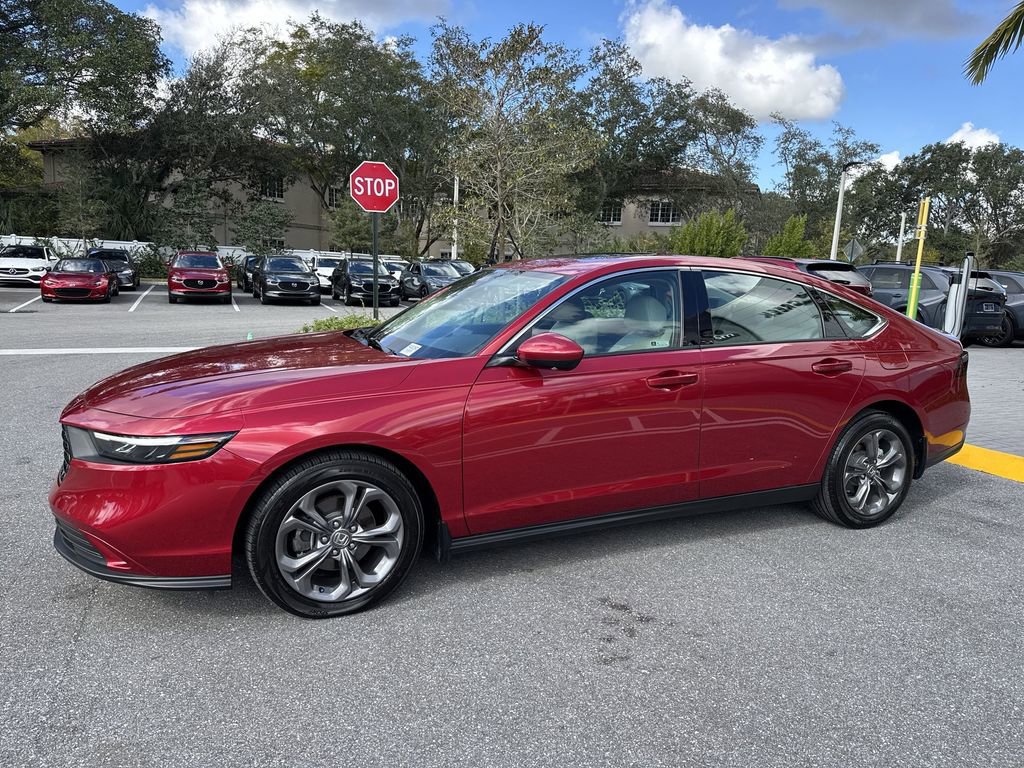 Used 2024 Honda Accord EX image 10