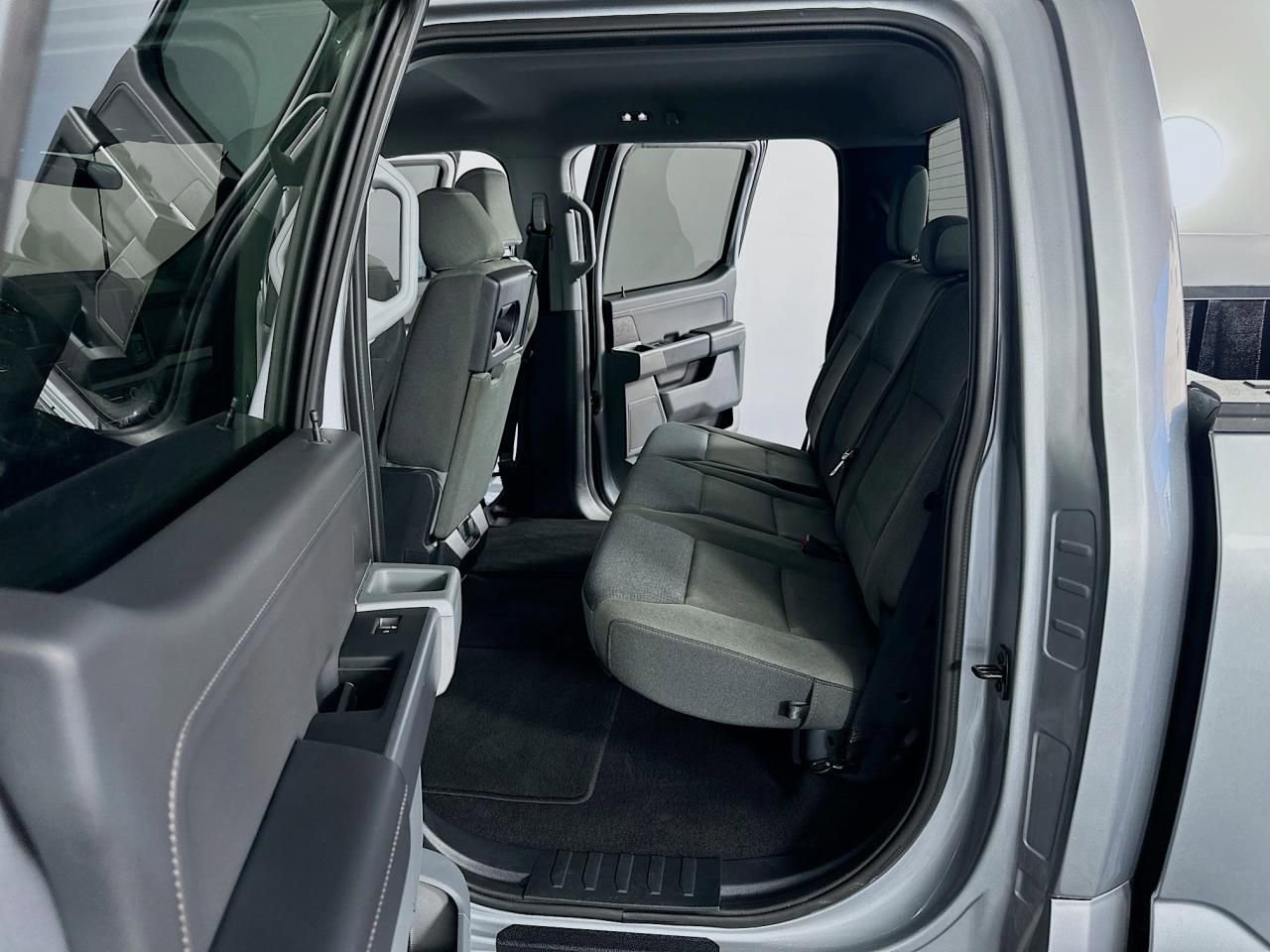 Used 2025 Ford F150 XLT w/ Equipment Group 301A Standard image 35