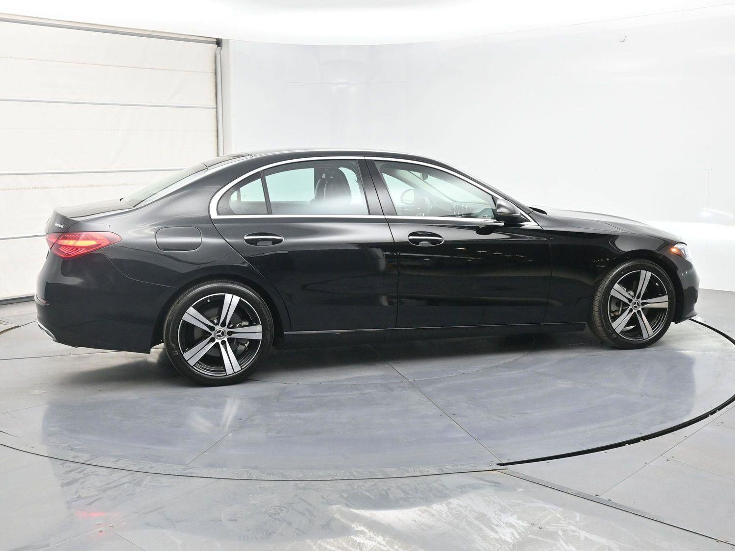 Used 2022 Mercedes-Benz C 300 4MATIC Sedan image 23
