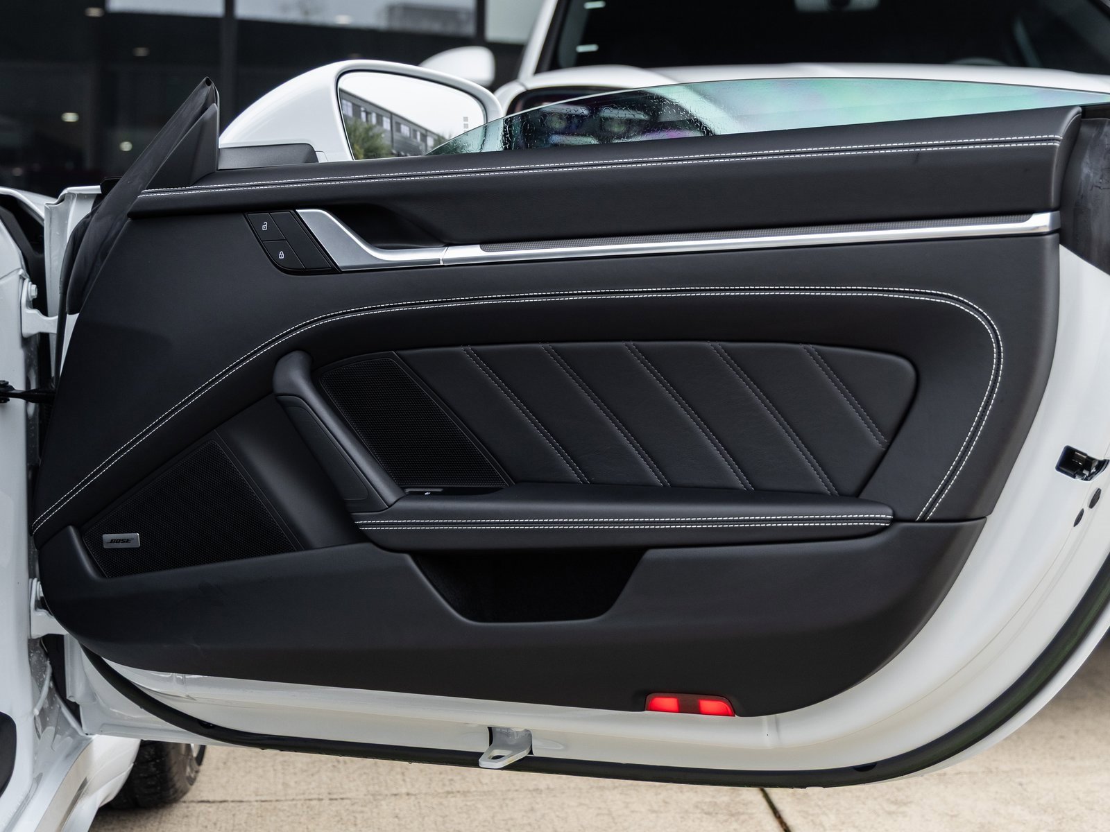 Certified 2022 Porsche 911 Turbo S image 44