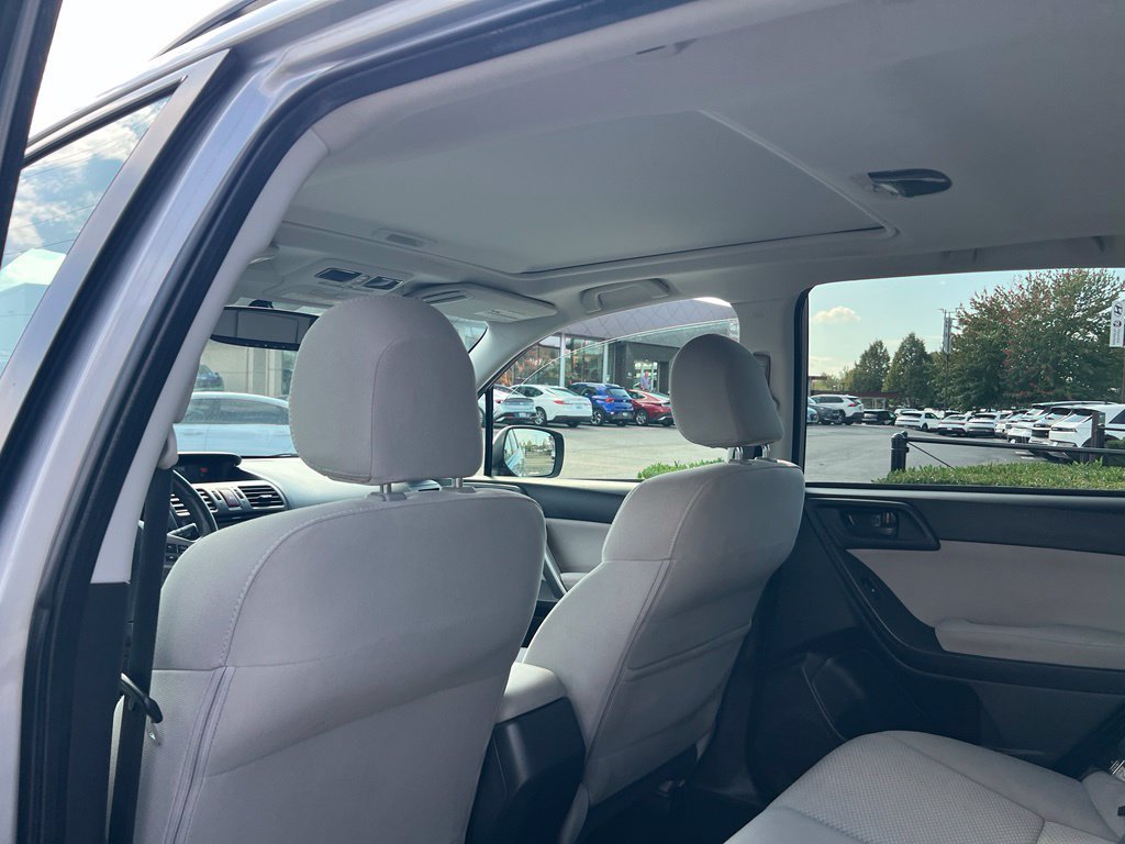 Used 2015 Subaru Forester 2.5i Premium AWD/4WD image 11