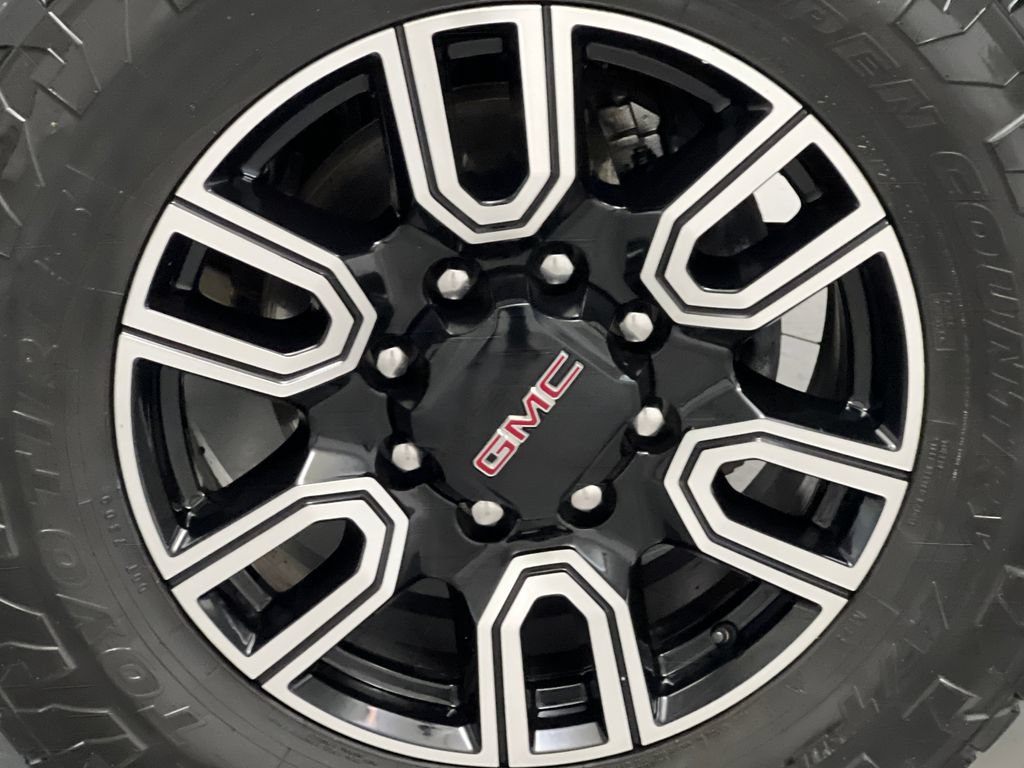 Used 2022 GMC Sierra 2500 AT4 w/ AT4 Preferred Package AWD/4WD image 72