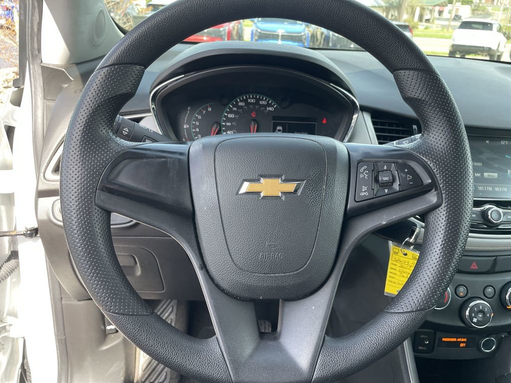 Used 2017 Chevrolet Trax LS image 14