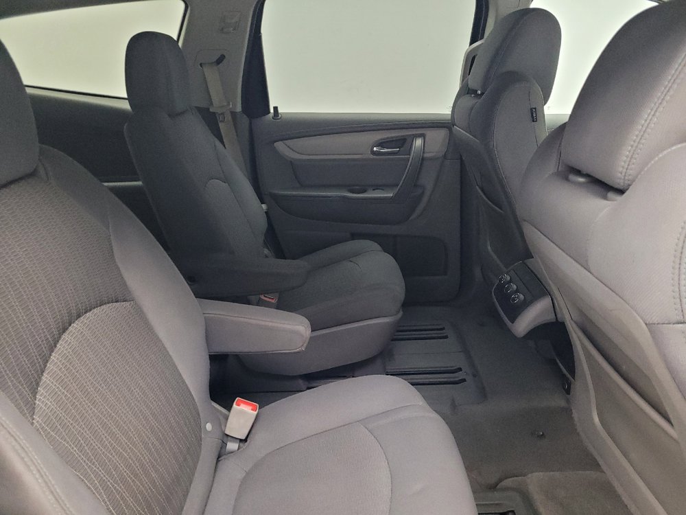 Used 2017 Chevrolet Traverse LT FWD image 19