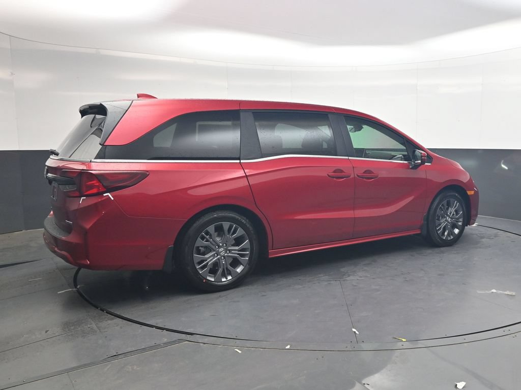New 2027 Honda Odyssey Touring image 4