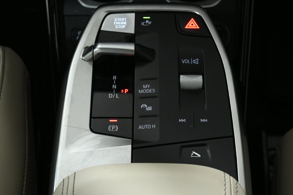 Used 2025 BMW X1 xDrive28i w/ Convenience Package AWD/4WD image 23