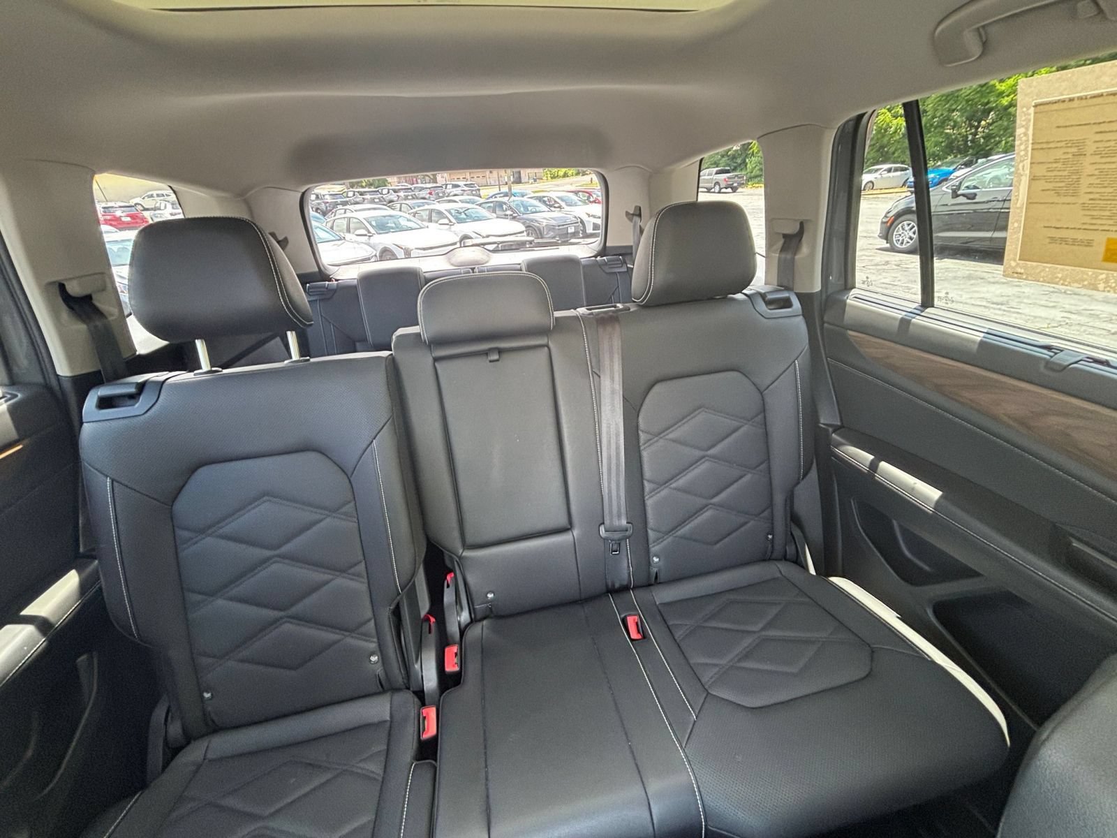 Used 2026 Volkswagen Atlas SE FWD image 35