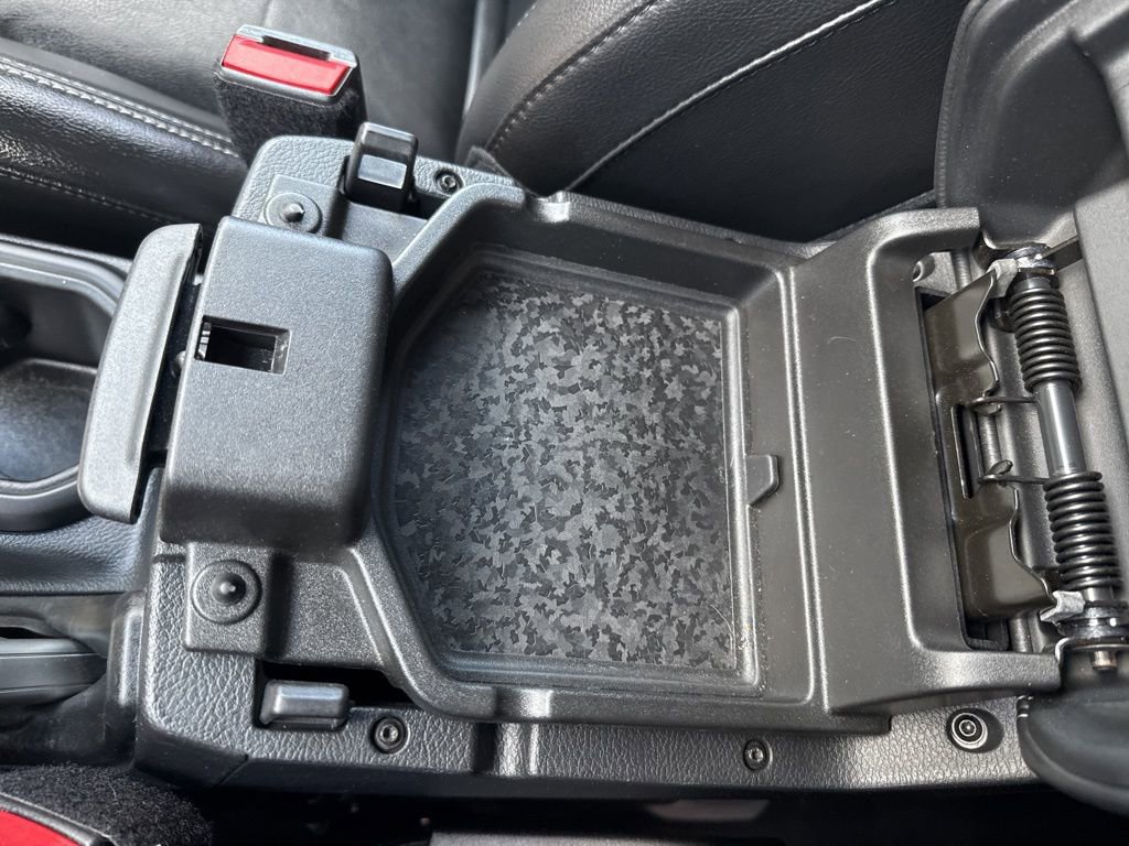 Used 2021 Jeep Wrangler Unlimited Sahara image 30