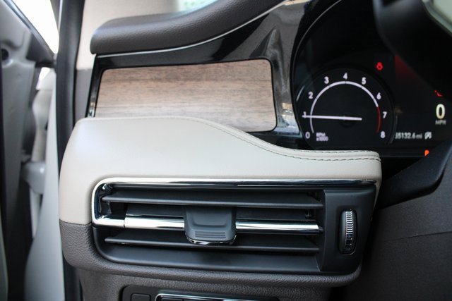 Used 2020 Lincoln Corsair Reserve image 10