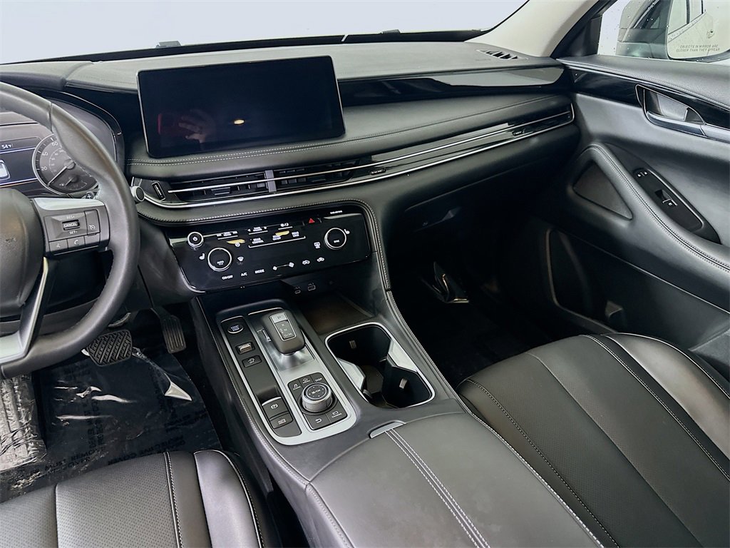 Used 2025 INFINITI QX60 Pure image 19