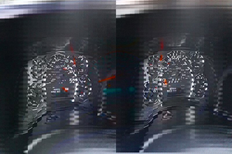 Used 2010 Chevrolet Express 1500 image 30