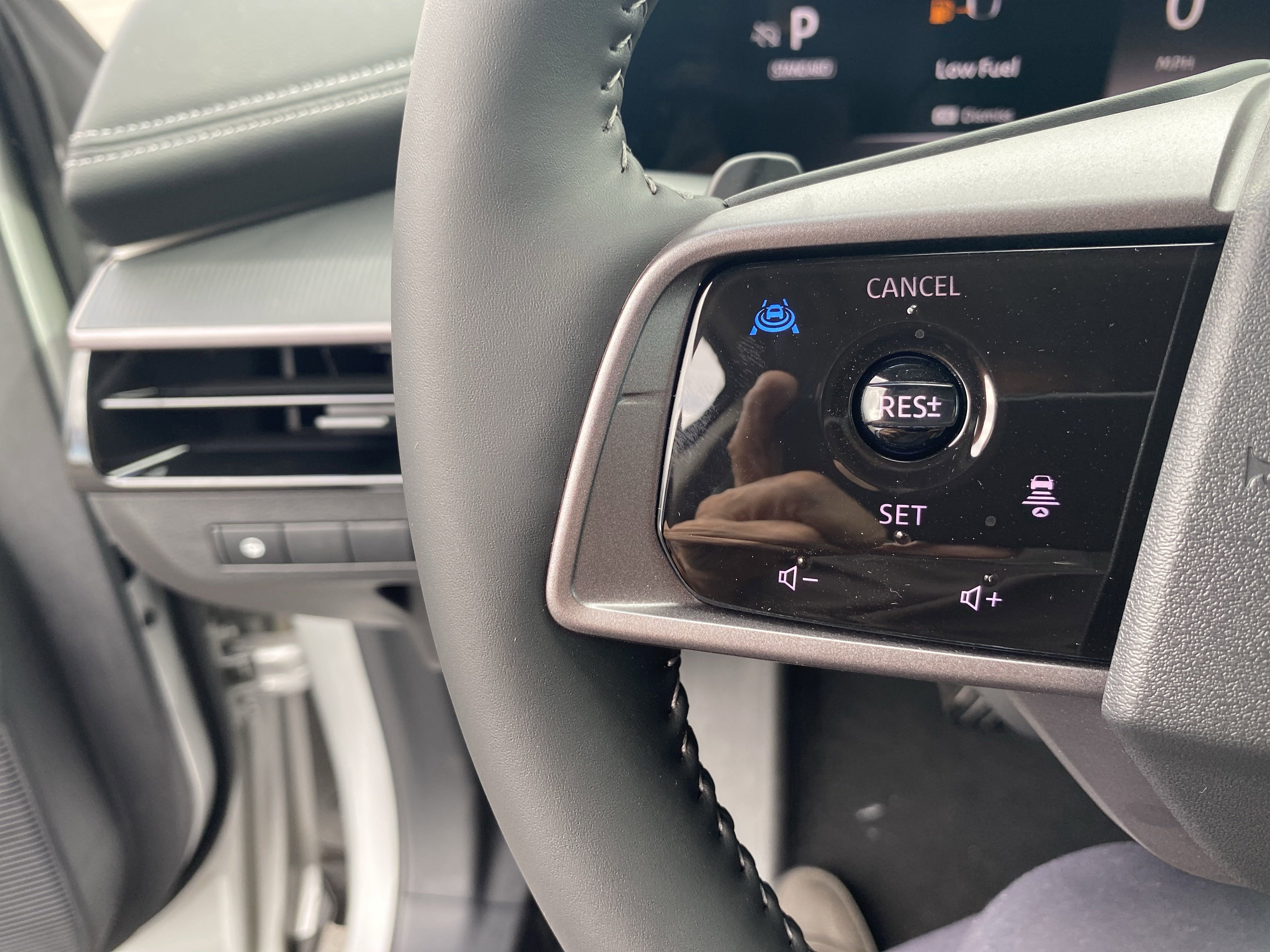 New 2025 Nissan Murano SV image 11
