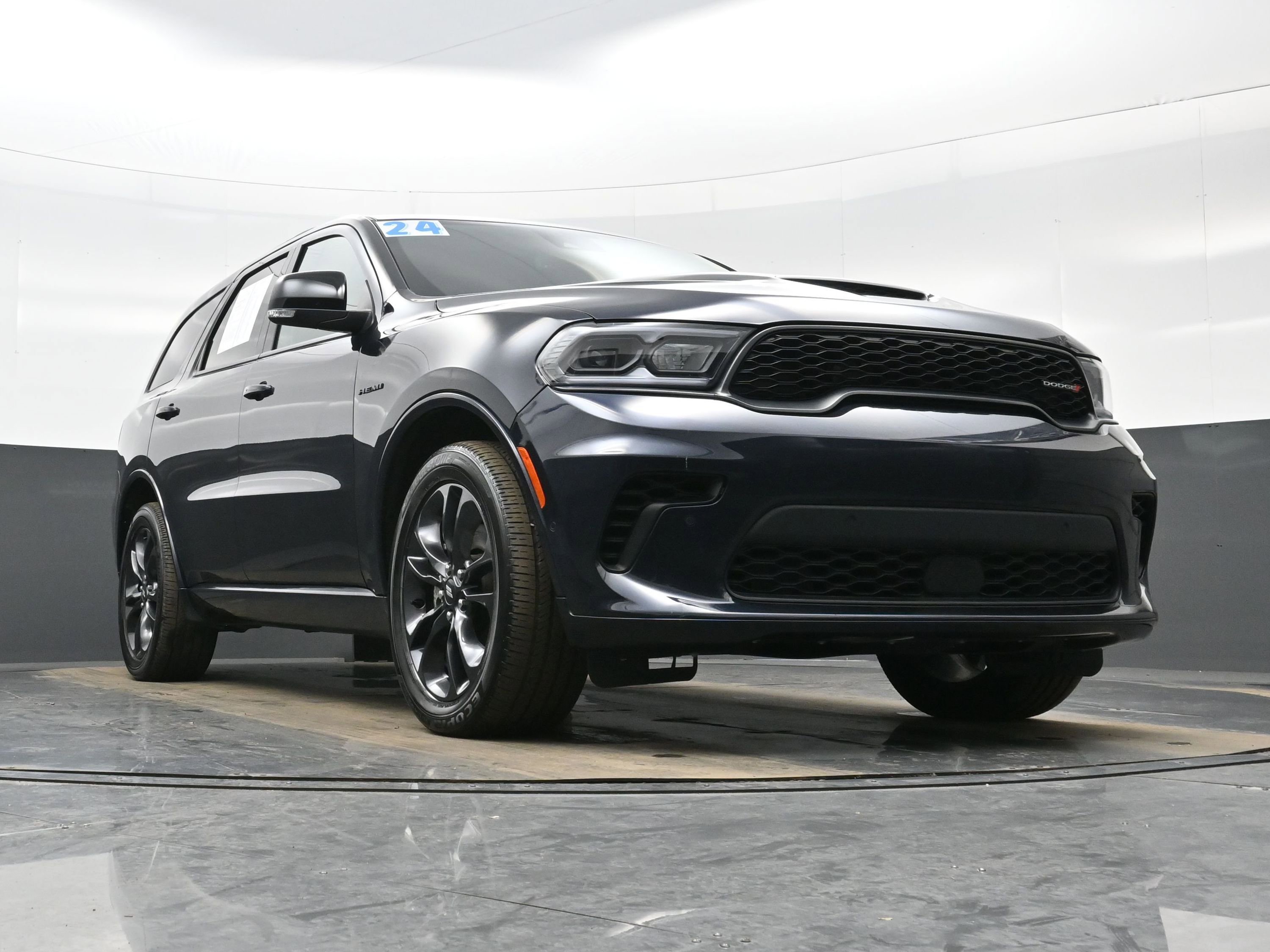 Used 2024 Dodge Durango R/T image 32