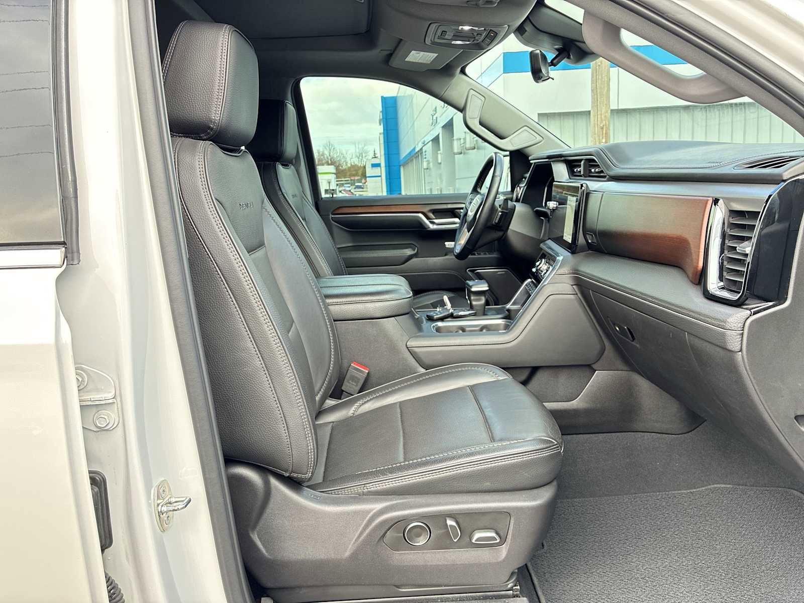 Certified 2024 GMC Sierra 1500 Denali w/ Denali Reserve Package image 29