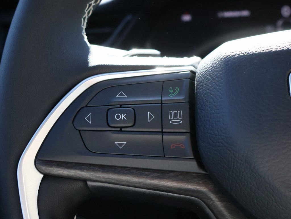 New 2026 Jeep Grand Cherokee L Limited w/ Trailer Tow Package image 28