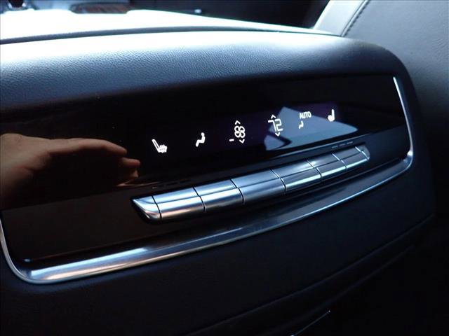 Used 2022 Cadillac Escalade ESV Premium Luxury image 12