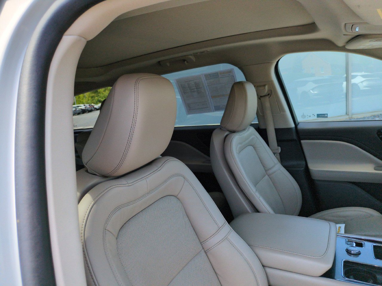 Used 2022 Lincoln Aviator Reserve w/ Equipment Group 201A RWD image 55