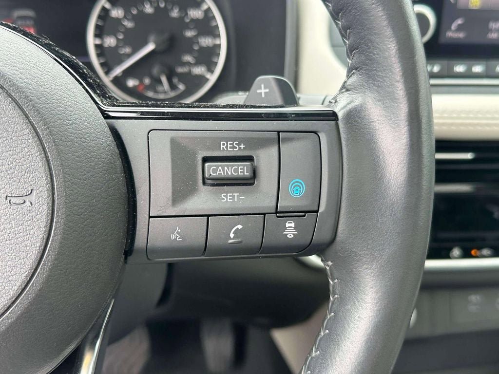 Used 2023 Nissan Rogue SL AWD/4WD image 24