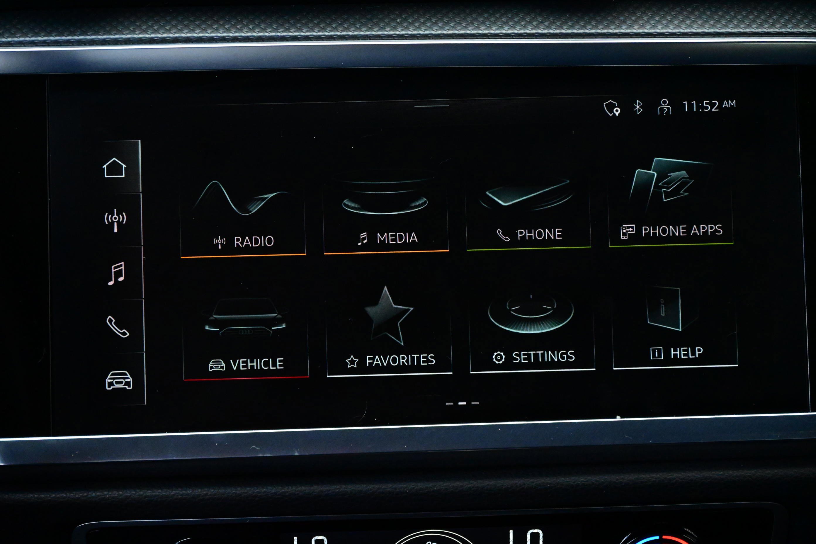 Used 2024 Audi Q3 2.0T Premium Plus image 33