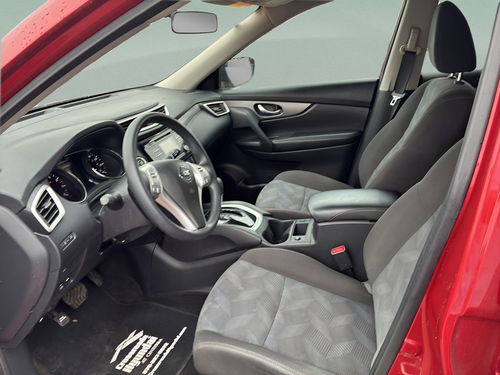 Used 2016 Nissan Rogue SV image 13