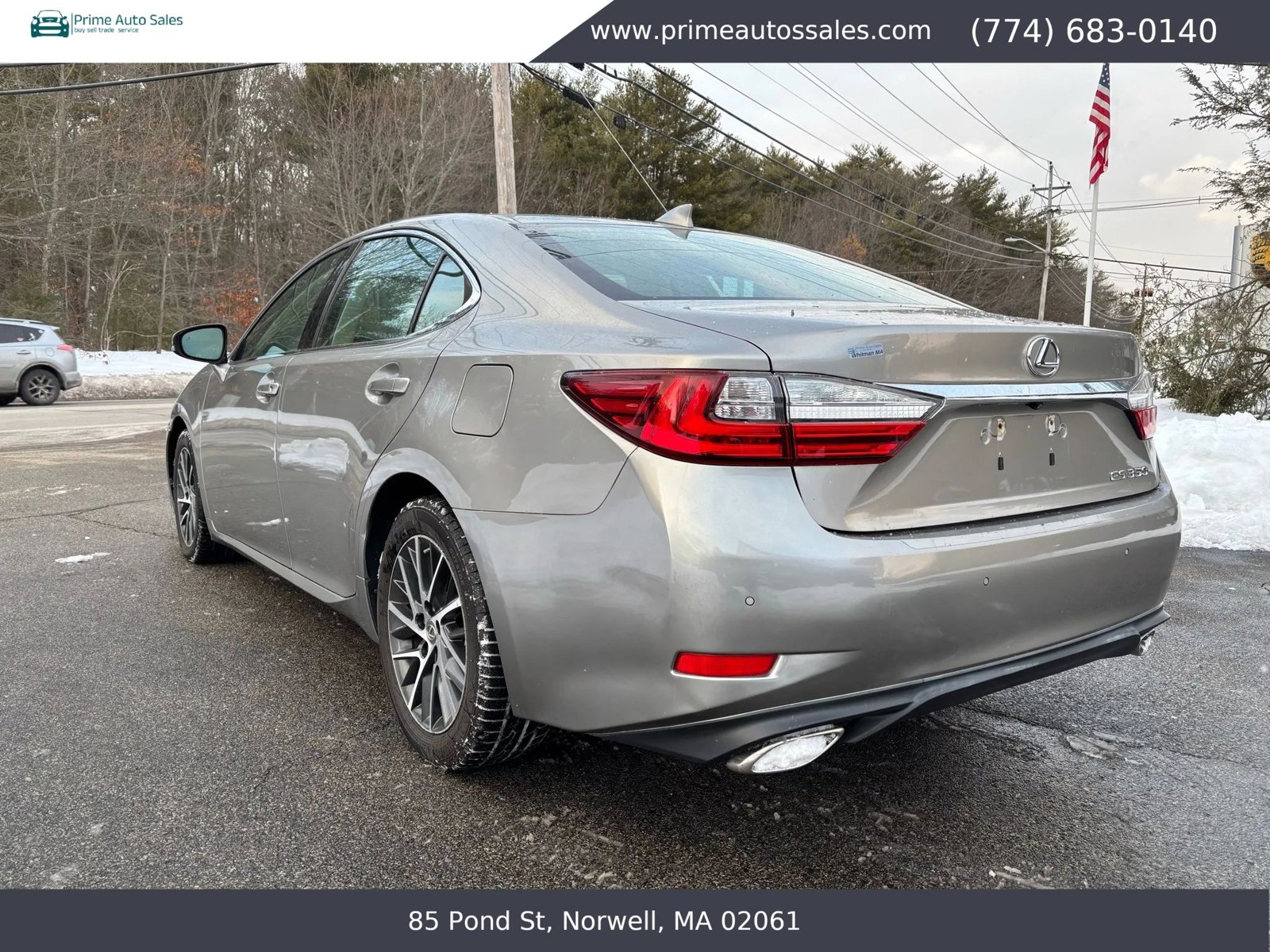 Used 2017 Lexus ES 350 w/ Navigation System Package image 5