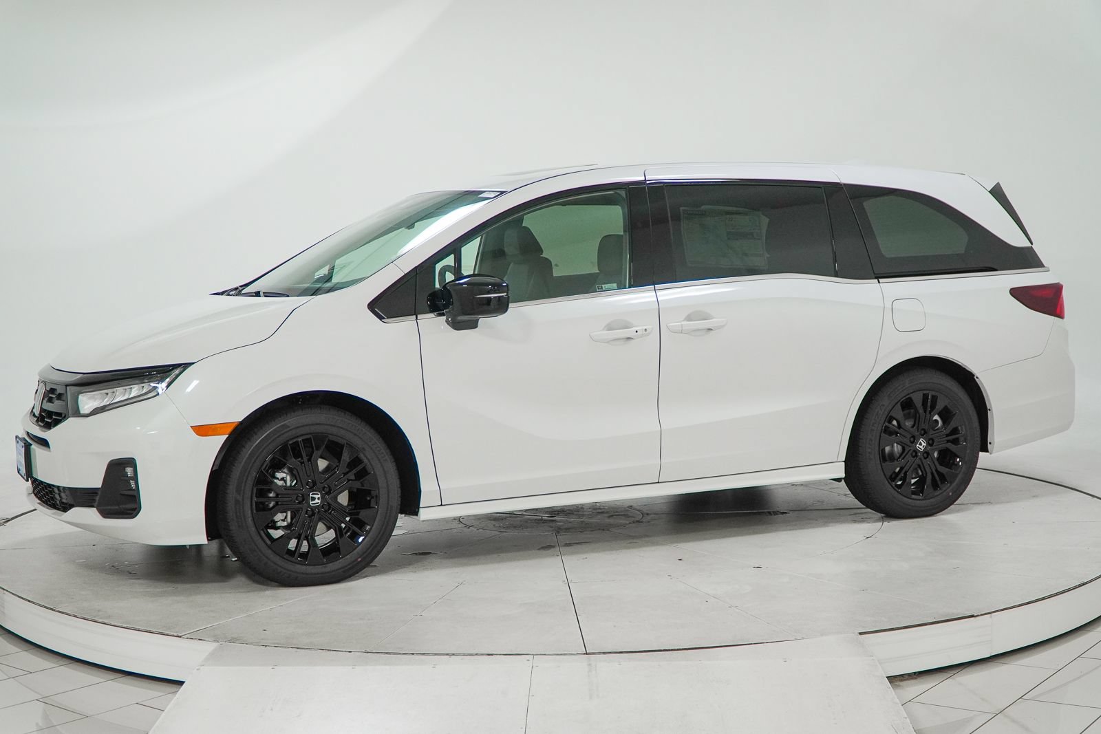 New 2026 Honda Odyssey Sport-L image 4