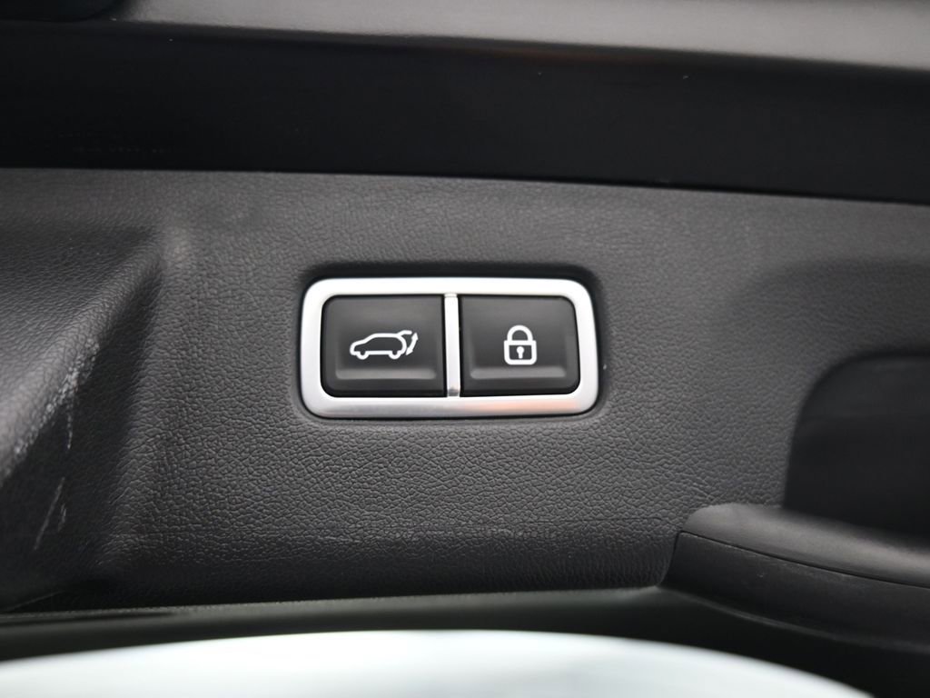 Certified 2023 Kia Sorento EX image 24