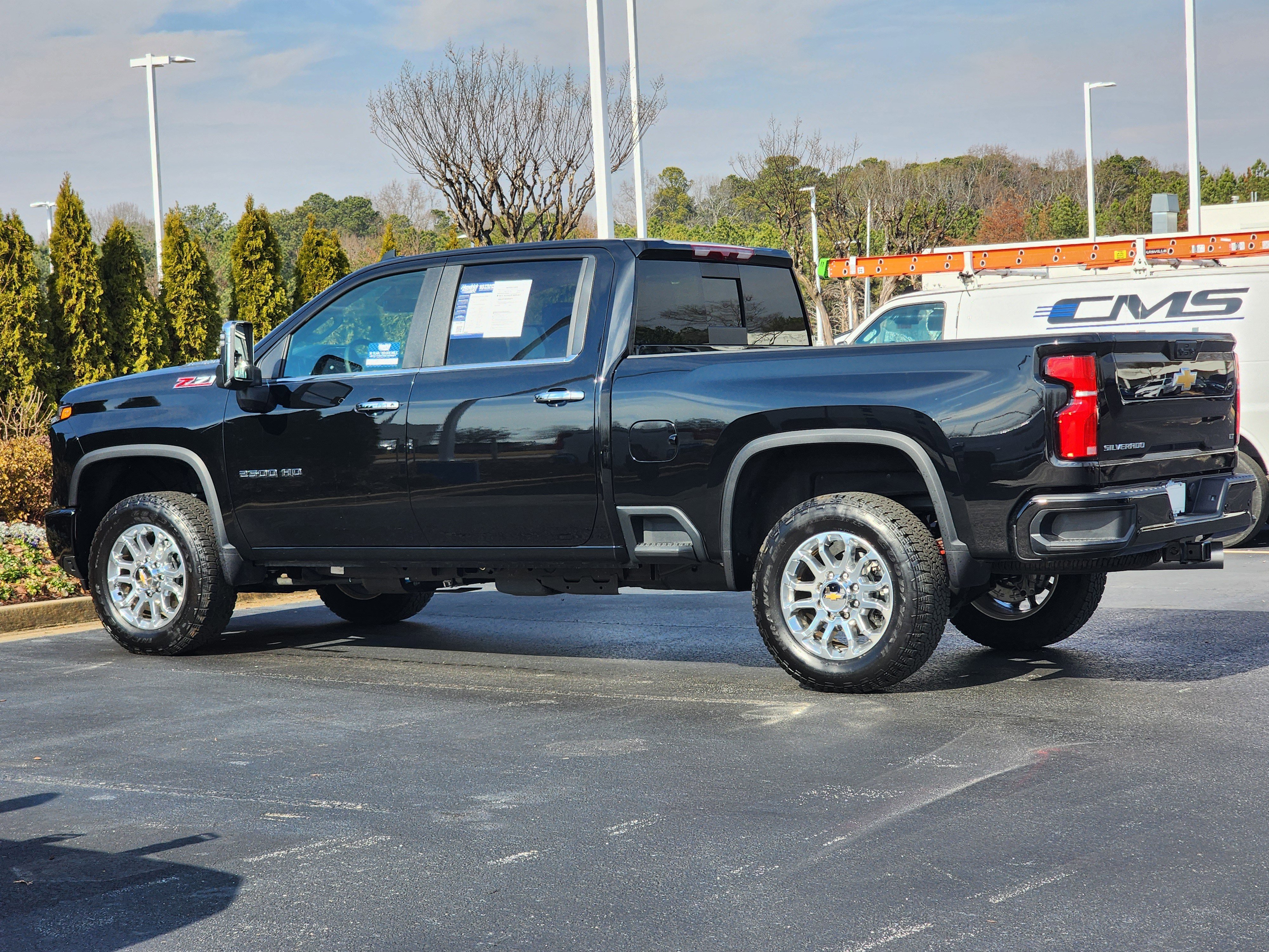 Used 2025 Chevrolet Silverado 2500 LT w/ Z71 Chrome Sport Edition image 10
