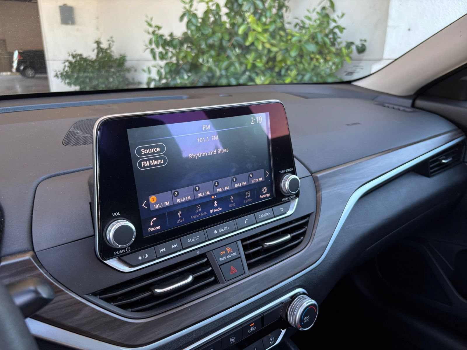 Used 2025 Nissan Altima 2.5 SV FWD image 20
