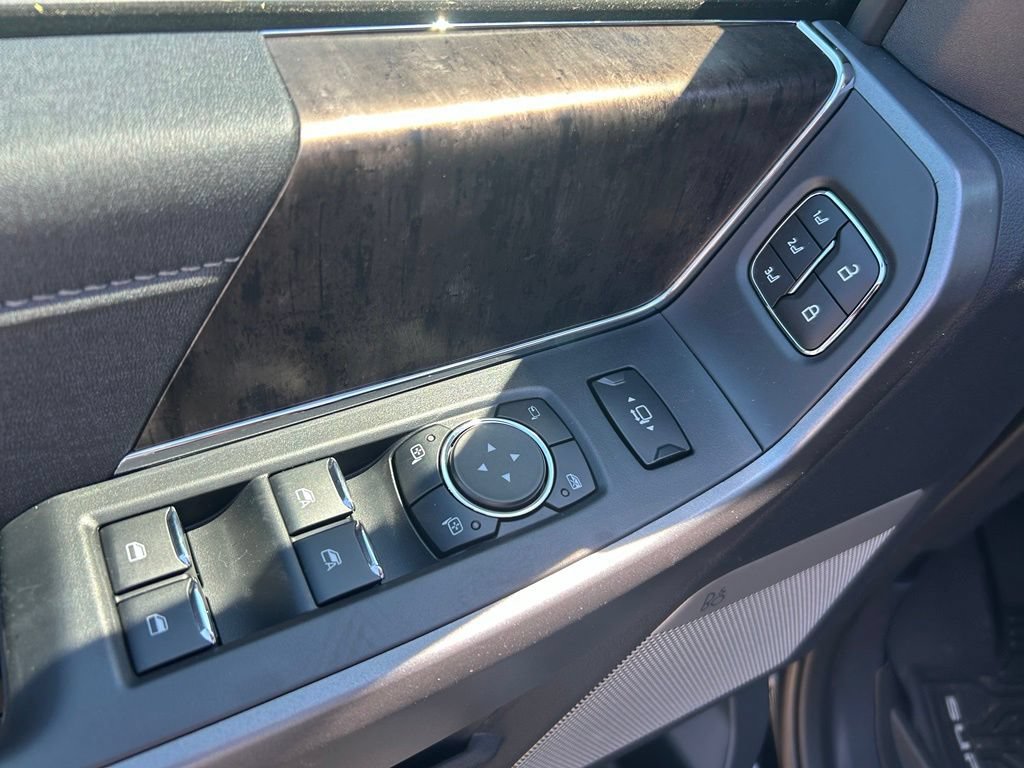New 2026 Ford F350 Lariat w/ Lariat Premium Package AWD/4WD image 21