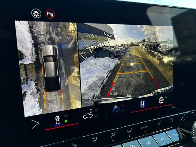 New 2026 GMC Canyon Denali w/ LPO, Denali Black Edition image 22